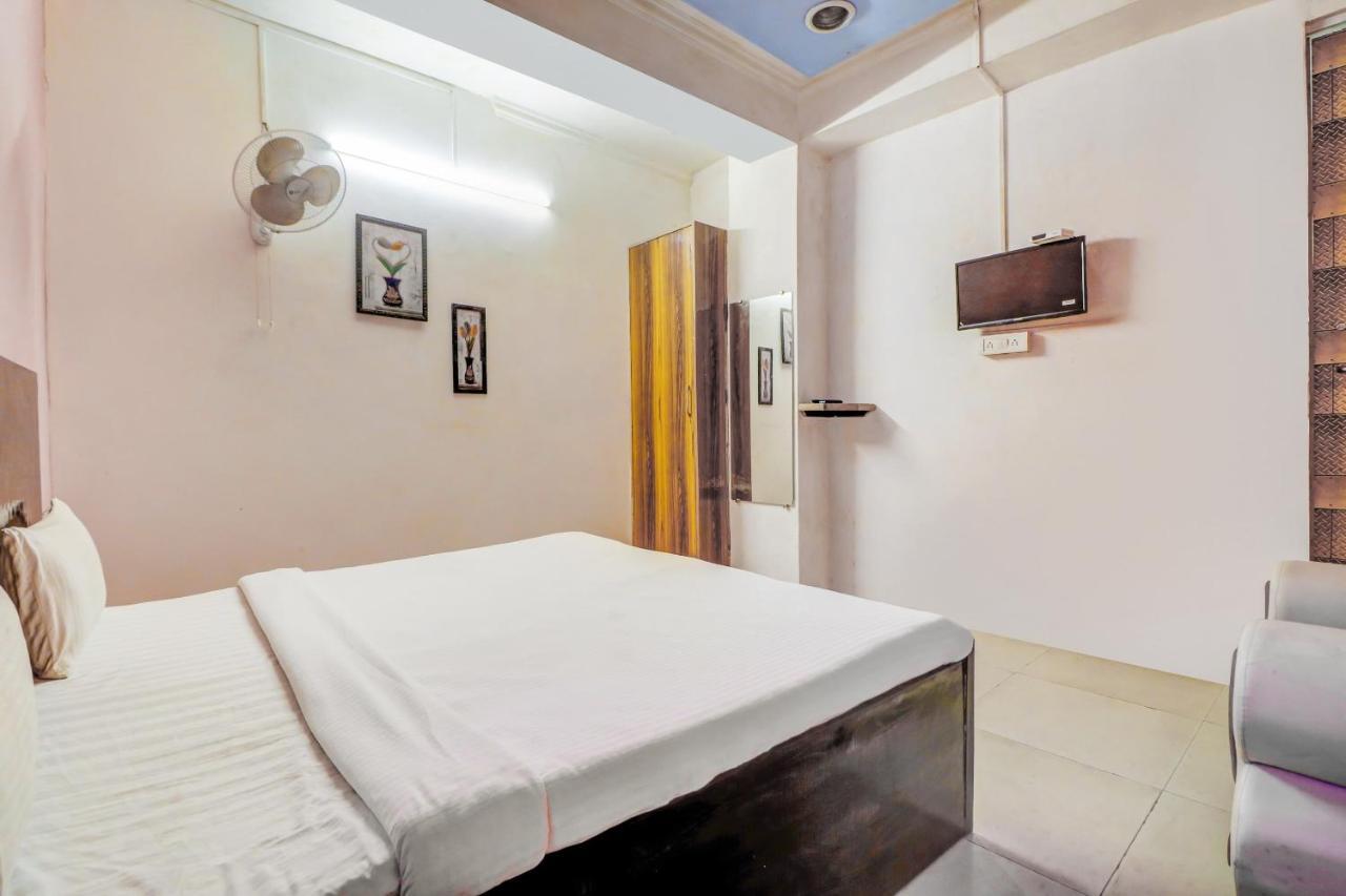 Hotel O Home The Shagun Residency New Delhi Bagian luar foto