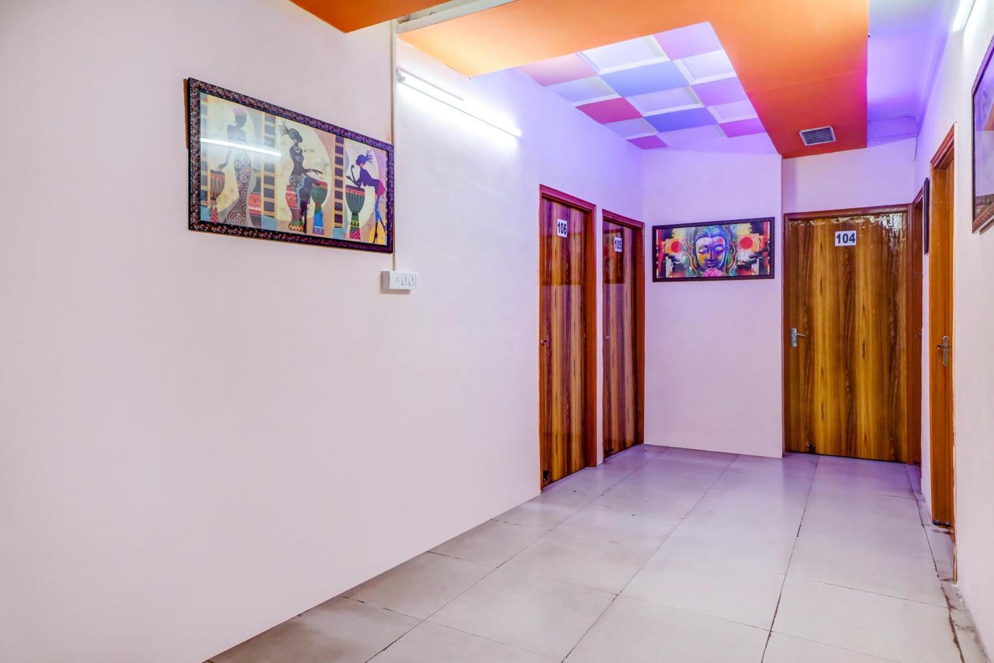 Hotel O Home The Shagun Residency New Delhi Bagian luar foto