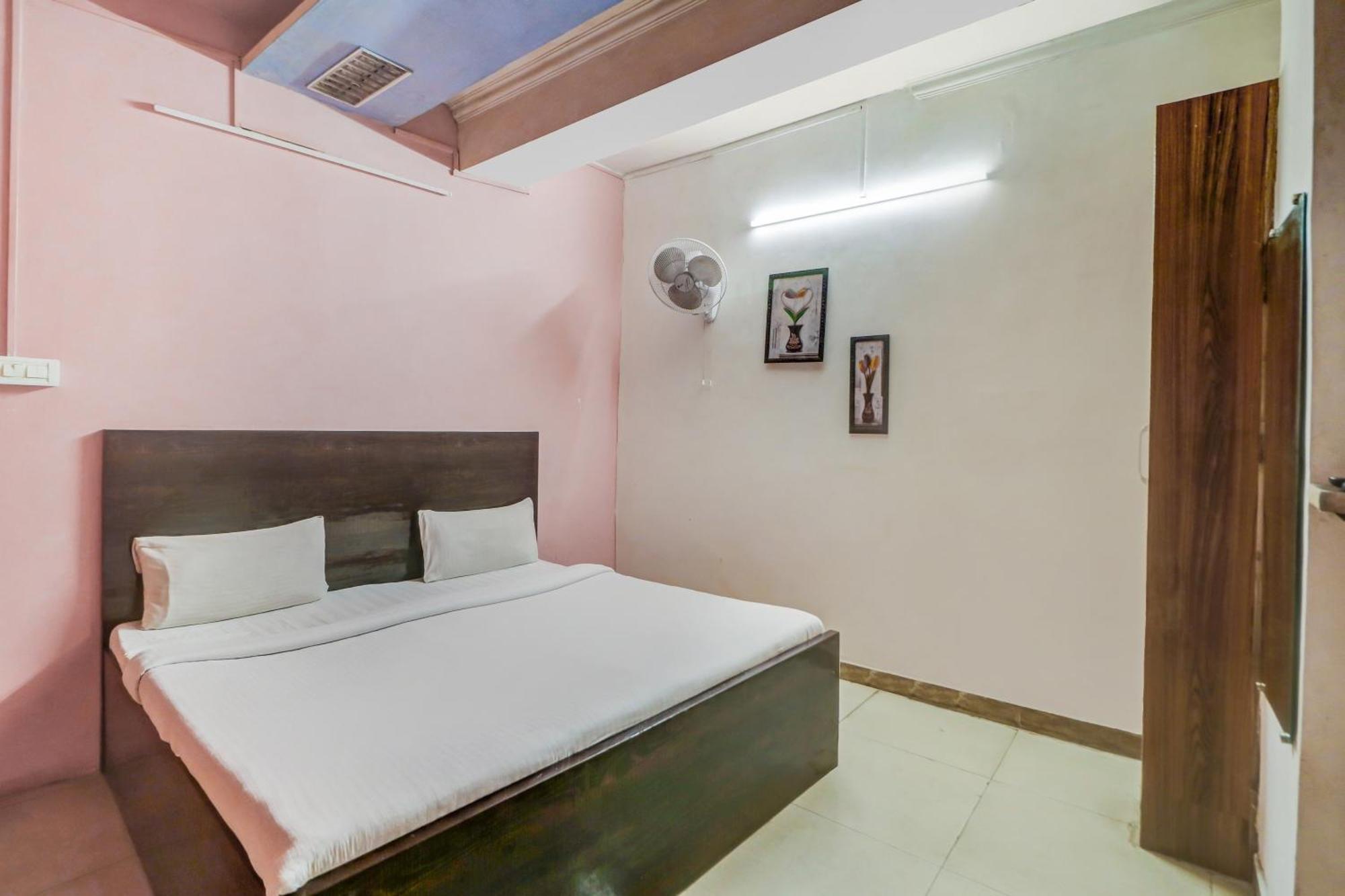 Hotel O Home The Shagun Residency New Delhi Bagian luar foto